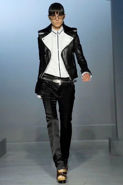 Look 9